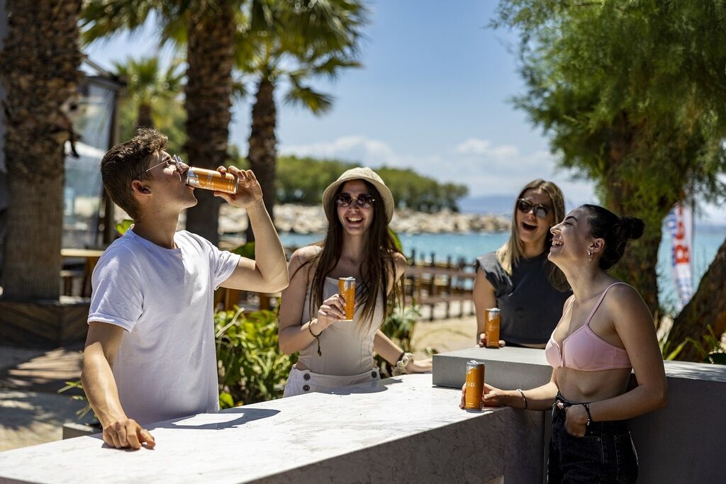 You are currently viewing Μάντεψε τη γεύση του νέου Red Bull Summer Edition!